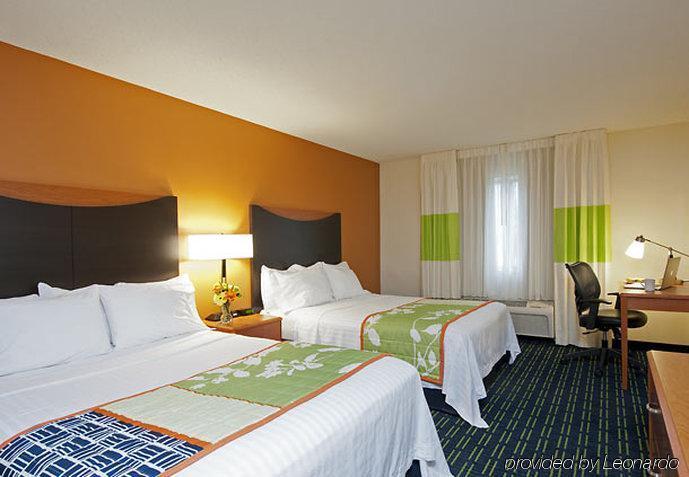 Fairfield Inn & Suites Lansing West Delta Center Township Quarto foto