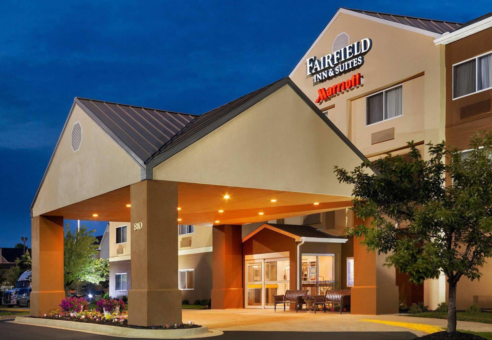Fairfield Inn & Suites Lansing West Delta Center Township Exterior foto